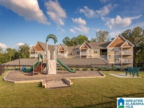 2000 Ashby Ln in Hoover, AL - Building Photo - Building Photo