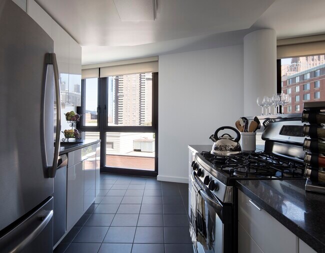 89 Murray Street, Unit APT 12C in New York, NY - Building Photo - Building Photo