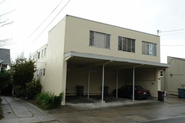 906 Ordway St in Berkeley, CA - Building Photo - Building Photo