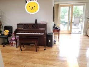 5 Jeffrey Ct in Syosset, NY - Foto de edificio - Building Photo