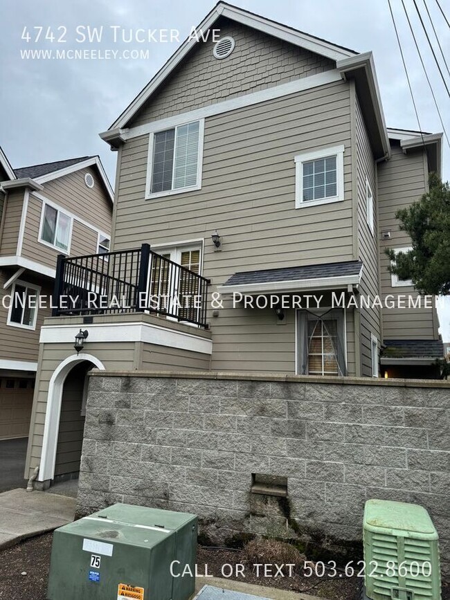 property at 4742 SW Tucker Ave