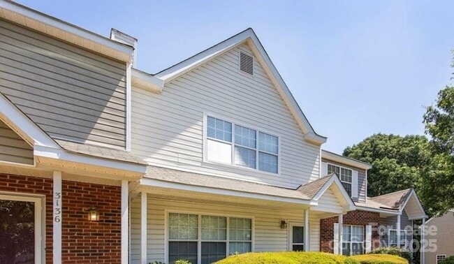 property at 3134 Summercroft Ln