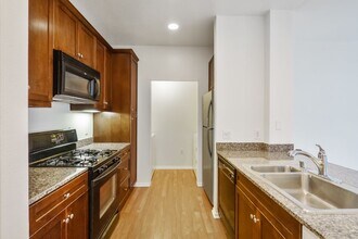 1329 Scholarship in Irvine, CA - Building Photo - Building Photo