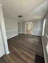 1287 E Mt Morris Rd in Mount Morris, MI - Foto de edificio - Building Photo