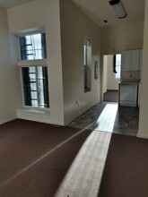 2634 N Charles St, Unit 2 in Baltimore, MD - Foto de edificio - Building Photo