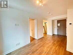 30-330 Tretti Wy in Toronto, ON - Building Photo - Building Photo