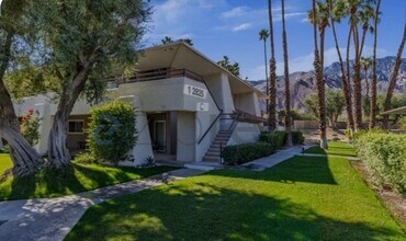 2825 N Los Felices Rd in Palm Springs, CA - Building Photo - Building Photo