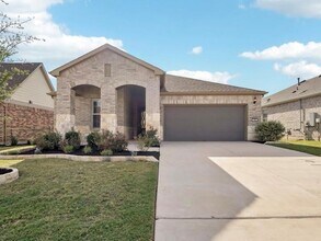 312 Kitty Hawk Rd in Georgetown, TX - Building Photo - Building Photo