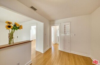 3008 3rd St in Santa Monica, CA - Building Photo - Building Photo