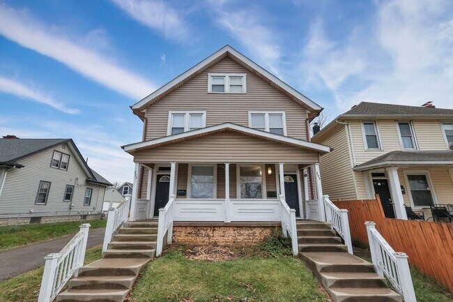 property at 293-295-295 E Woodrow Ave