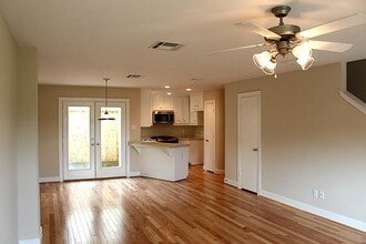 5951 S Loop E in Houston, TX - Building Photo - Building Photo