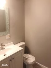 42 Gladstone Ave in Newark, NJ - Building Photo - Building Photo