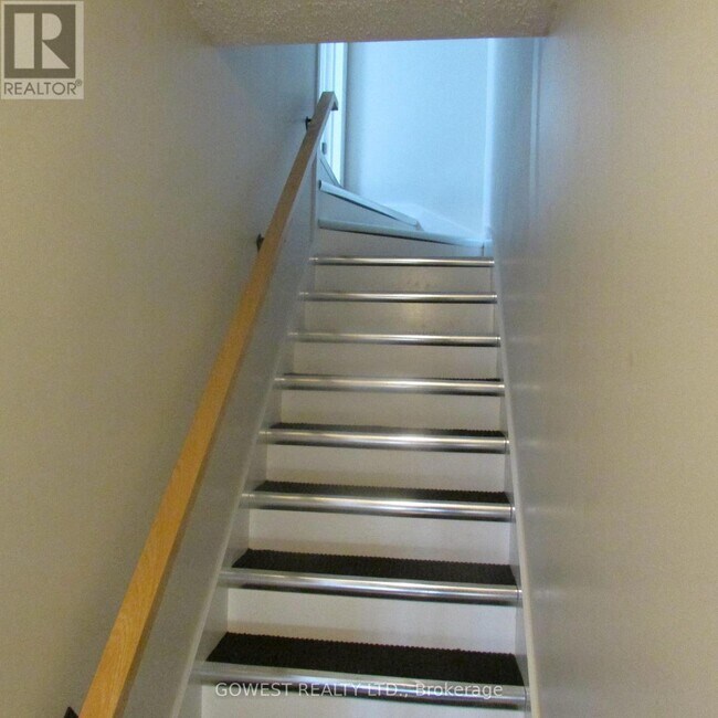 24 A Roncesvalles Ave in Toronto, ON - Building Photo - Building Photo