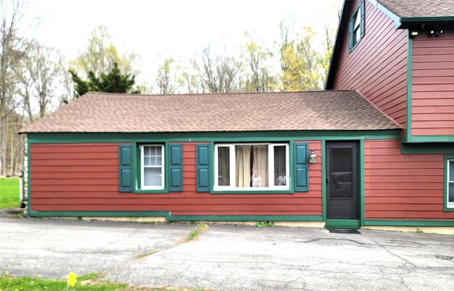 property at 486 Fitzsimmons Rd