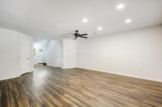 12704 Margit Dr in Austin, TX - Building Photo - Building Photo