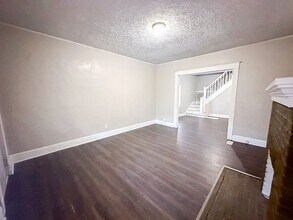 103-103 N Gladstone Ave in Indianapolis, IN - Building Photo - Building Photo