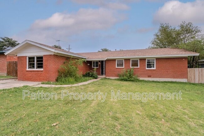 1703 Pecos St