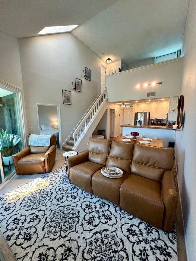 4435 Nobel Dr, Unit 8