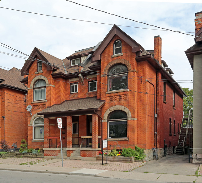 55-57 Young St in Hamilton, ON - Building Photo - Building Photo