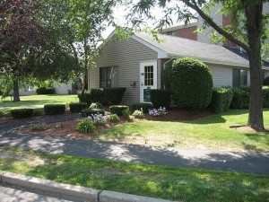 Hadley West Apartments in Haverhill, MA - Building Photo - Building Photo