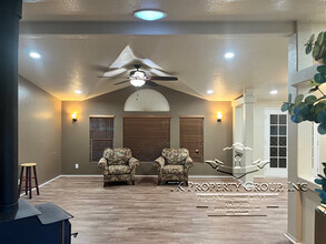 10286 Norambagua Ln in Grass Valley, CA - Building Photo - Building Photo