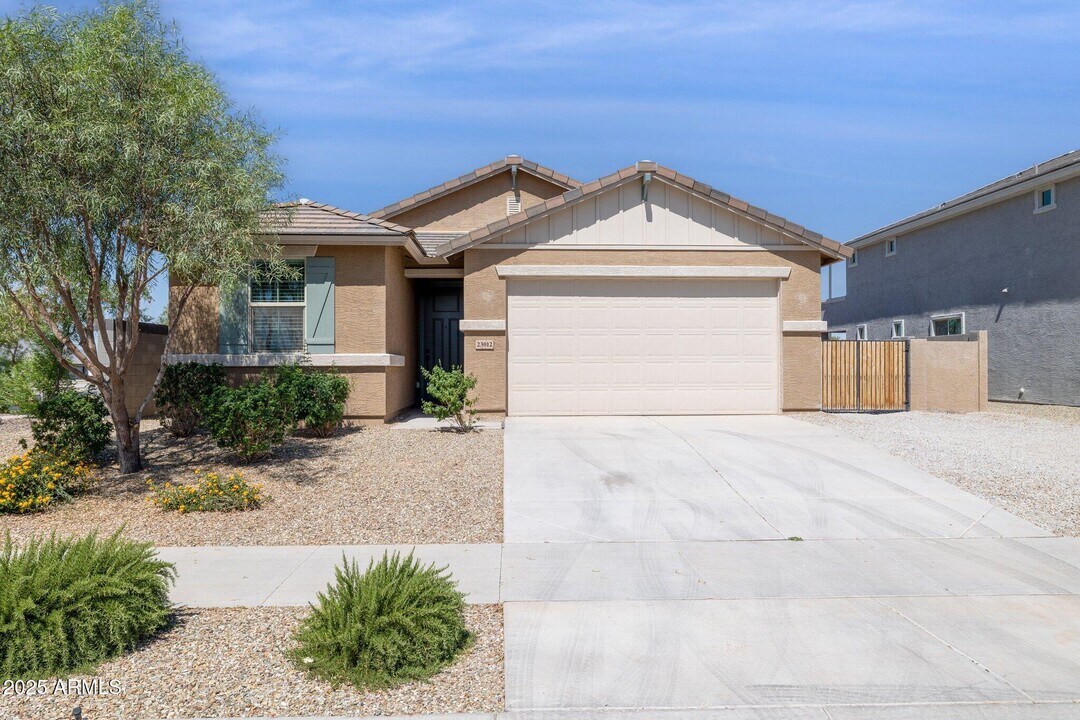 23012 N 178th Ln in Surprise, AZ - Building Photo