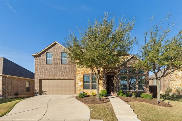 9316 Amistad Ln in Argyle, TX - Foto de edificio