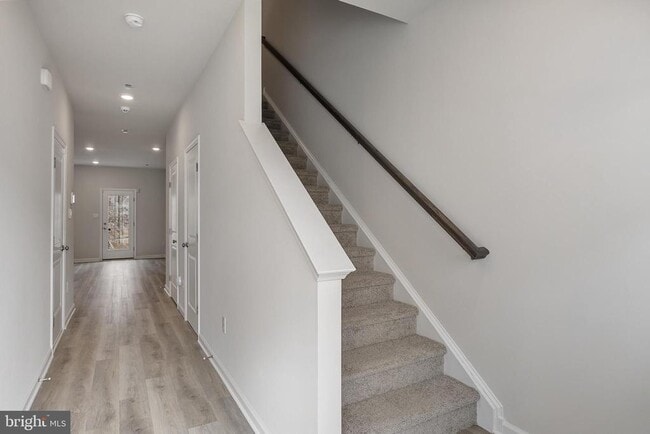 69 Alexander Wy in Mount Holly, NJ - Building Photo - Building Photo