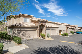 Four Peaks in Fountain Hills, AZ - Foto de edificio - Building Photo