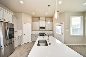 19623 San Angelo Park Dr in Cypress, TX - Building Photo - Building Photo