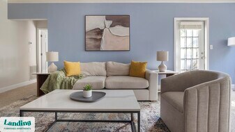 100 Crossing Blvd in Mcdonough, GA - Building Photo