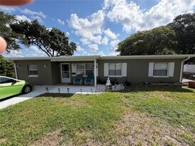 2815 Rogan Rd in Orlando, FL - Building Photo