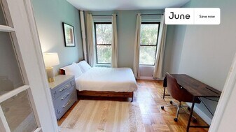 715 E 5th St in New York, NY - Building Photo