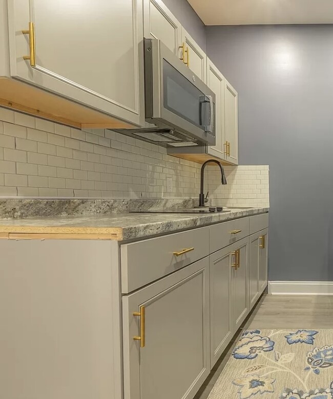 4230 Lancaster Ave, Unit 2 in Philadelphia, PA - Building Photo - Building Photo