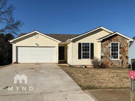 534 Lakecourt Dr in Mcdonough, GA - Building Photo