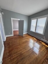 2372 Main St in Hartford, CT - Building Photo - Building Photo