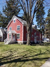 620 W Ninth St in Traverse City, MI - Building Photo - Building Photo