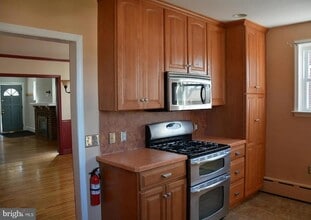 73 S Mt Vernon St, Unit G3 in Pottstown, PA - Building Photo - Building Photo
