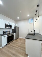 3206 Dobson St in Pittsburgh, PA - Building Photo - Building Photo