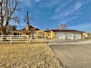 14508 N Western Ave in Gardendale, TX - Building Photo - Building Photo