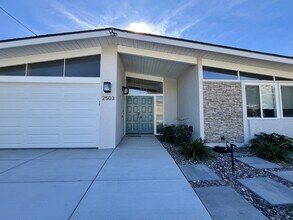 2503 Aster St in San Diego, CA - Building Photo - Building Photo
