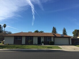 3509 Cardamon Dr in Bakersfield, CA - Building Photo