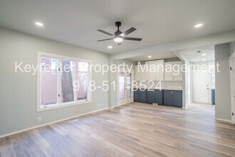 1705 S Quaker Ave in Tulsa, OK - Building Photo - Building Photo