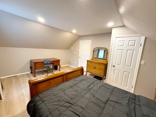 property at 614 Jamesville Ave