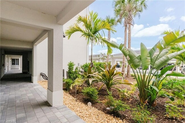 property at 5715 Double Eagle Cir