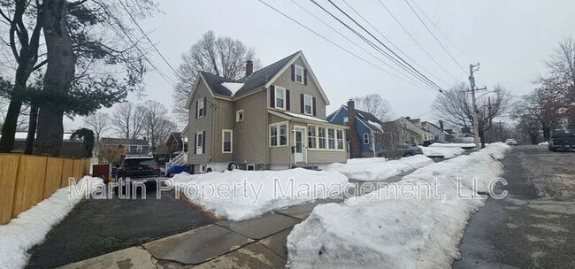 6 Eastern Ave in Wakefield, MA - Foto de edificio - Building Photo