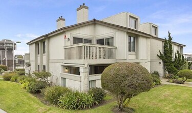 3101 Harbor Blvd in Oxnard, CA - Building Photo - Building Photo