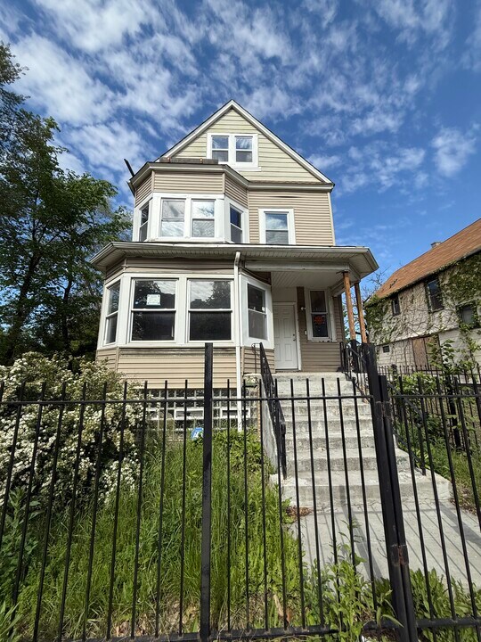 7006 S Normal Blvd, Unit 2 in Chicago, IL - Building Photo