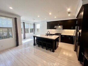 81 Sedgewick in Irvine, CA - Building Photo - Building Photo