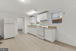 1124 S 15th St in Philadelphia, PA - Building Photo